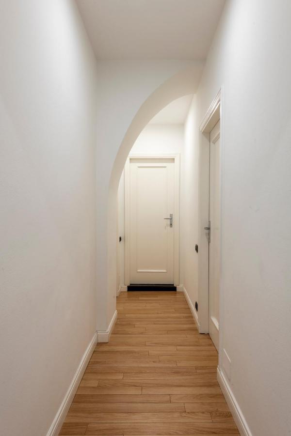 Boutique Apartment Porta Duomo, Close To The Lake! Комо Екстер'єр фото